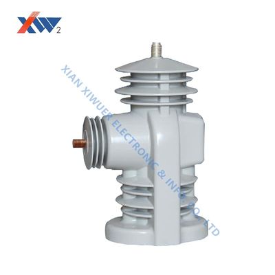 Giá tốt 15 / 27kV Cắm cột ngoài trời Recloser Đơn vị cột epoxy độ tin cậy cao và tuổi thọ dài trực tuyến